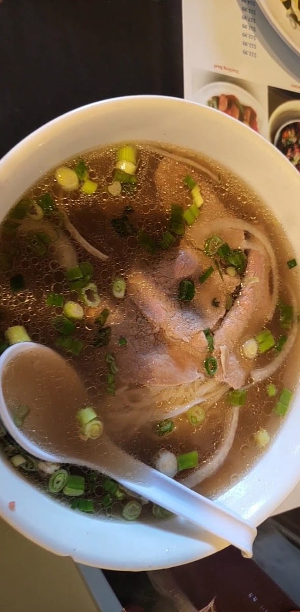 Hello Vietnam Pho & Roll - Hayden, photo 2