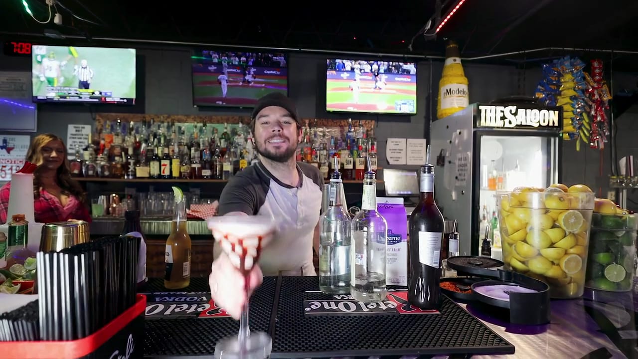 Silver Bullet Sports Grill & Bar & Saloon, photo 2