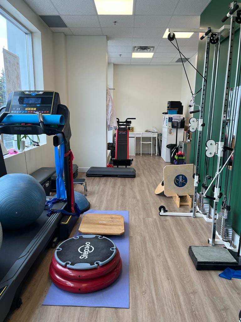 16th Ave Chiropractic & Physiotherapy