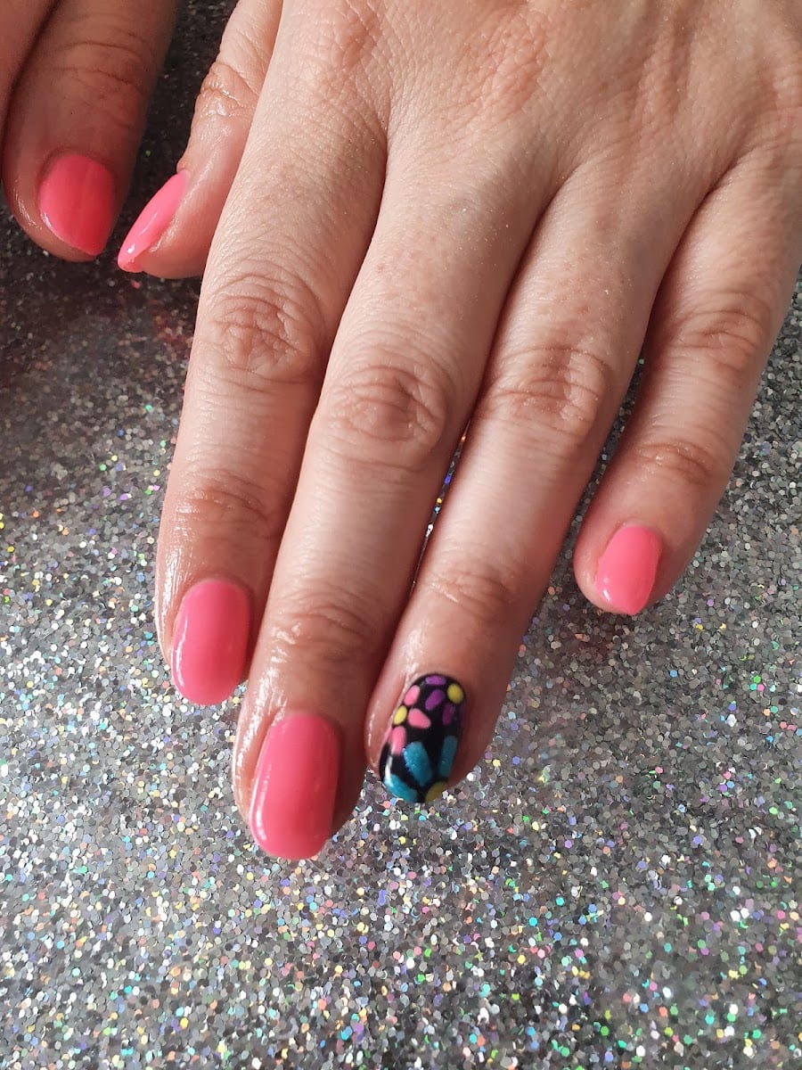 Kerry's Nails, Beauty and Training, photo 3