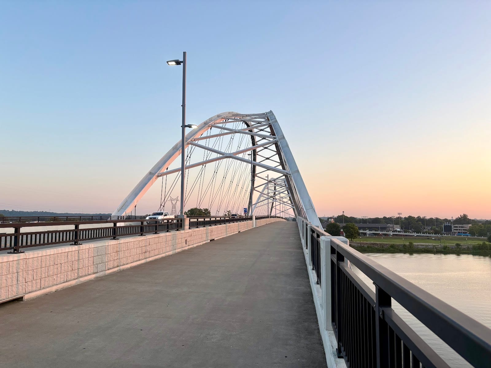 Gateway Bridge Walking Biking Trail