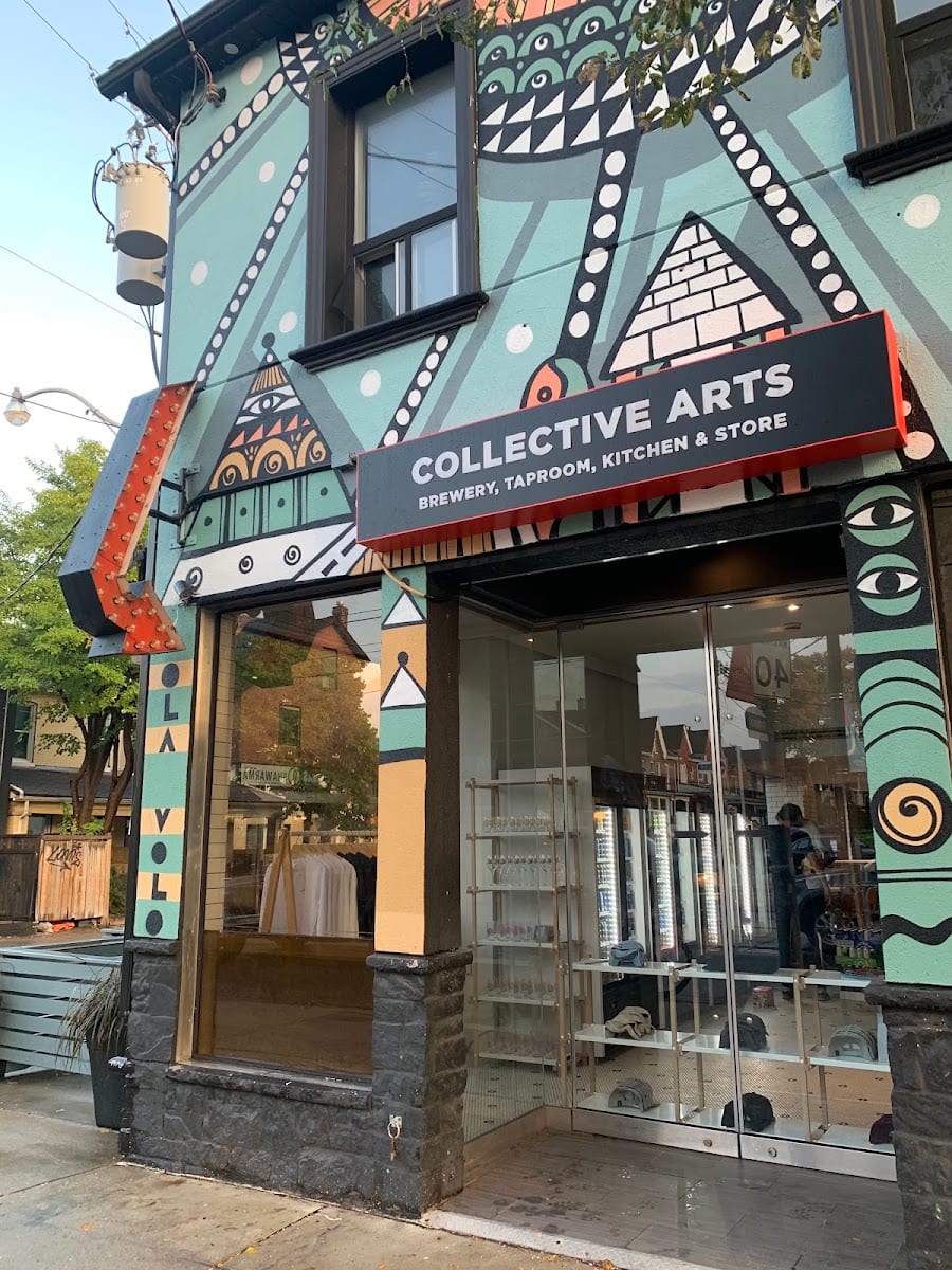 Collective Arts Toronto Taproom, photo 2