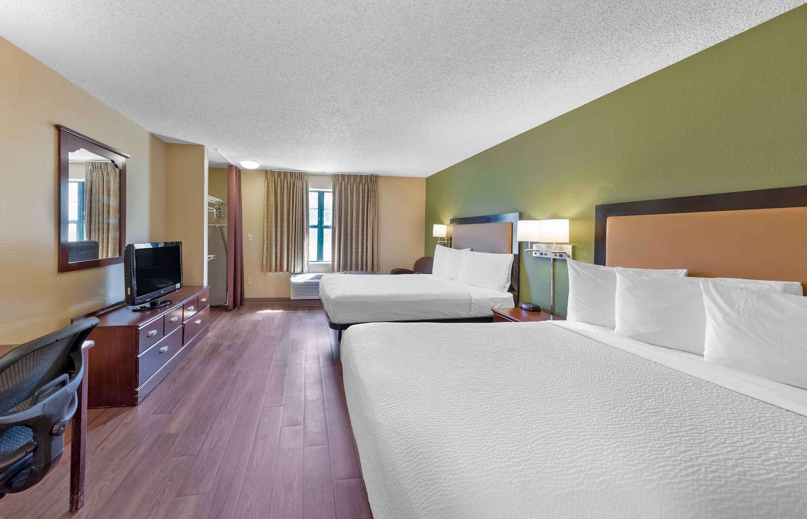 Extended Stay America Suites- Tampa - Airport - N. Westshore Blvd., photo 2