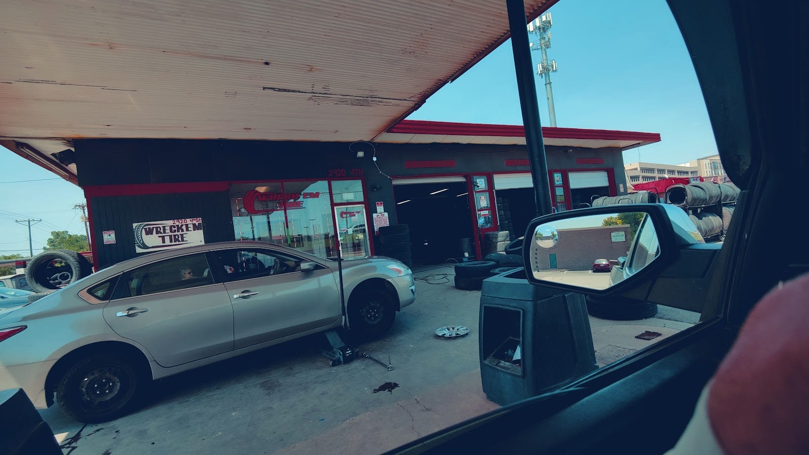 Wreckem Tire, photo 4