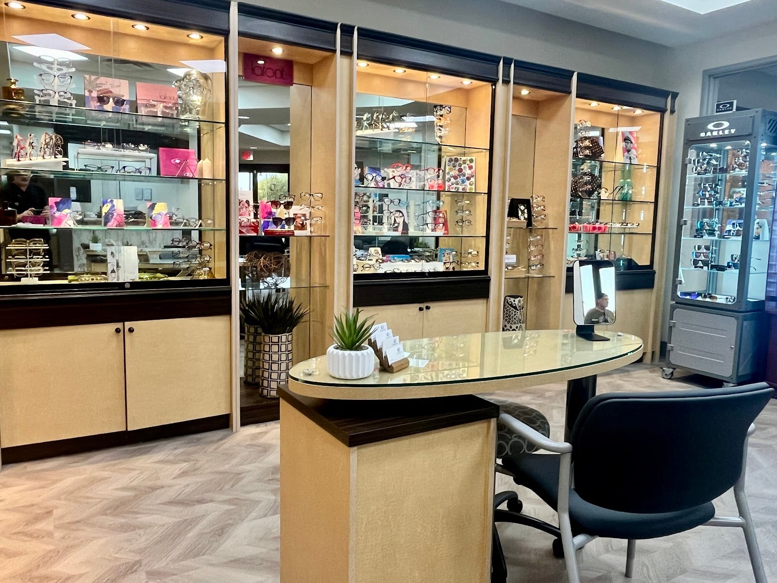 Tozer Lee Eye Center