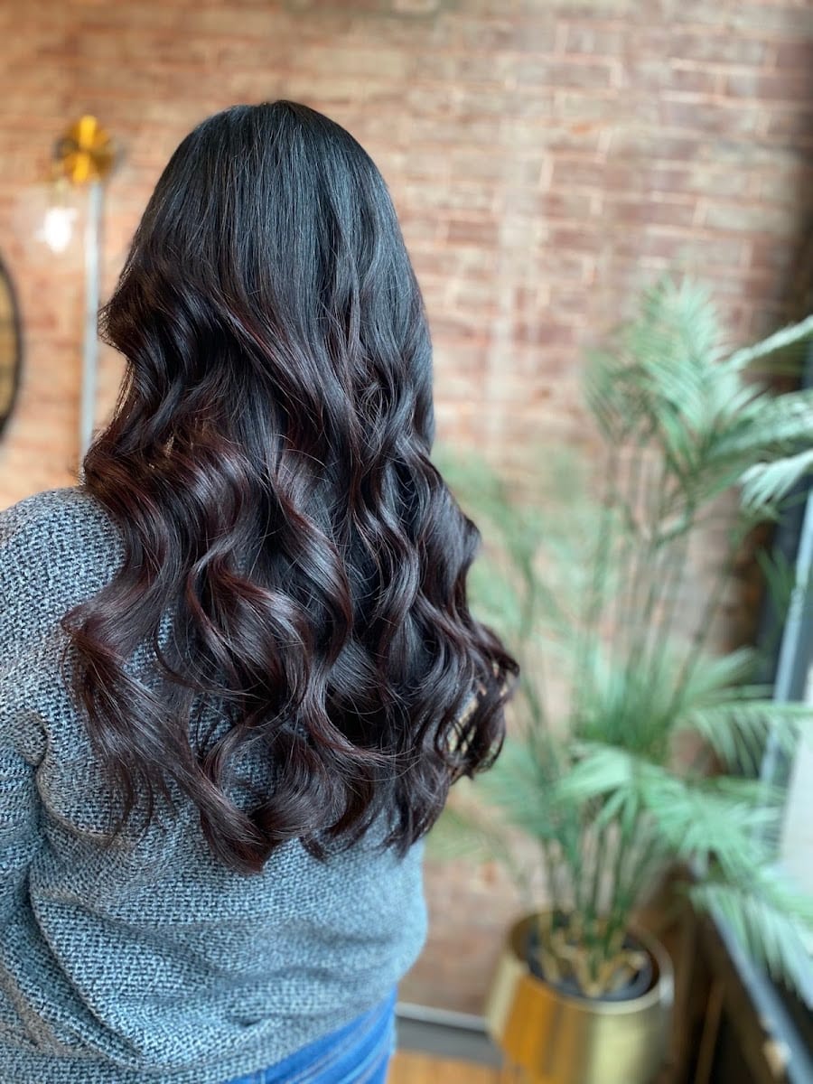 Veil & Root Bridal Hair, photo 3