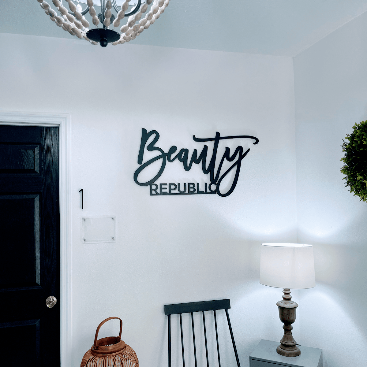 The Beauty Republic - A Salon Collective, photo 3