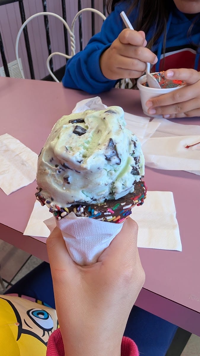 Big Olaf Creamery, photo 3