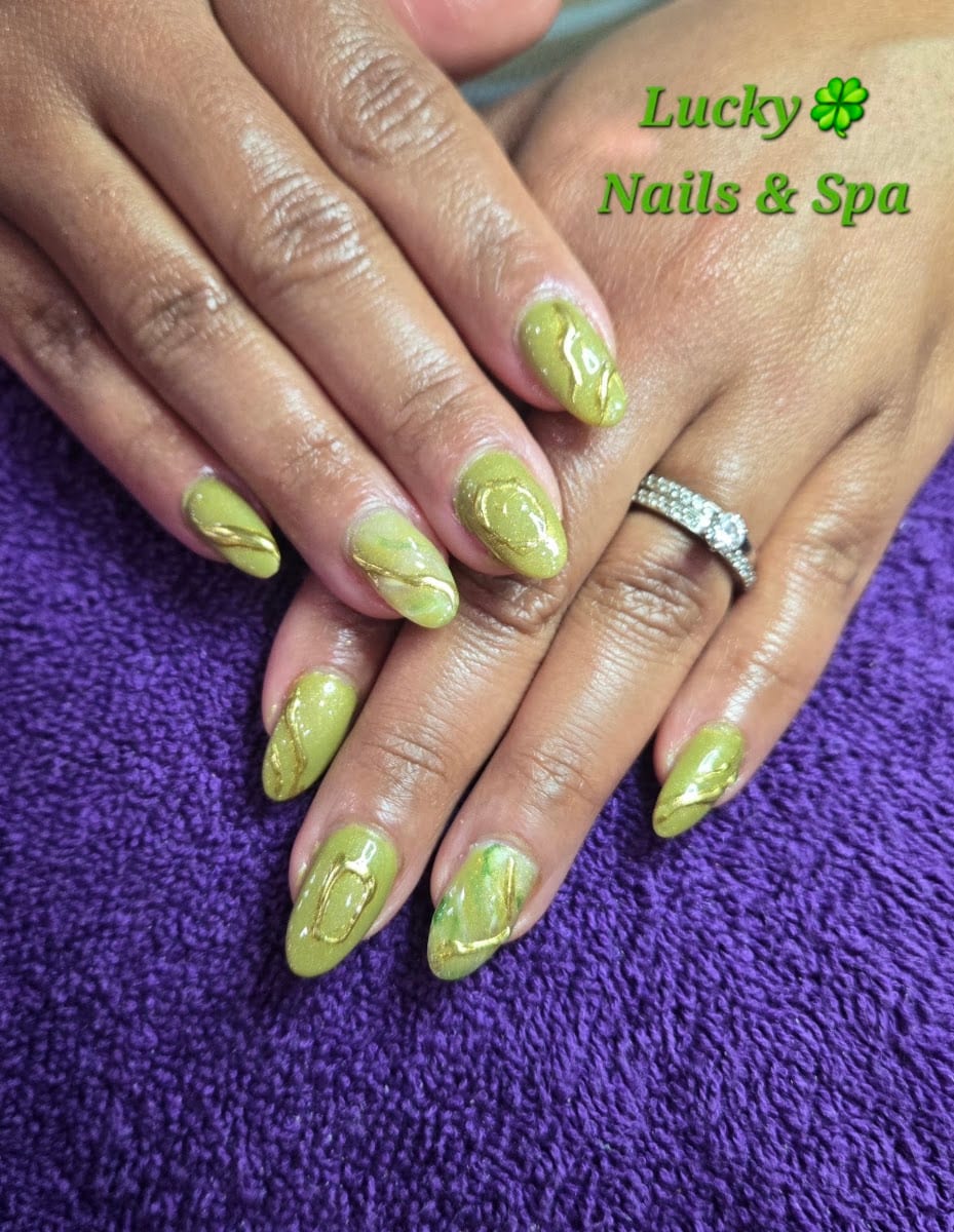 Lucky Nails & Spa