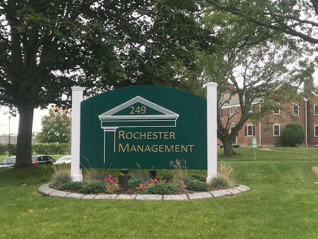 Rochester Management Inc