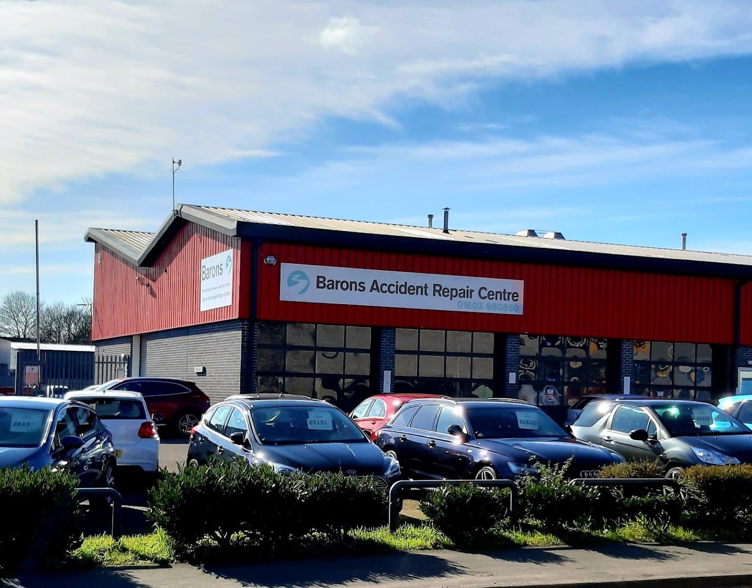 Barons Accident Repair Centre, photo 4