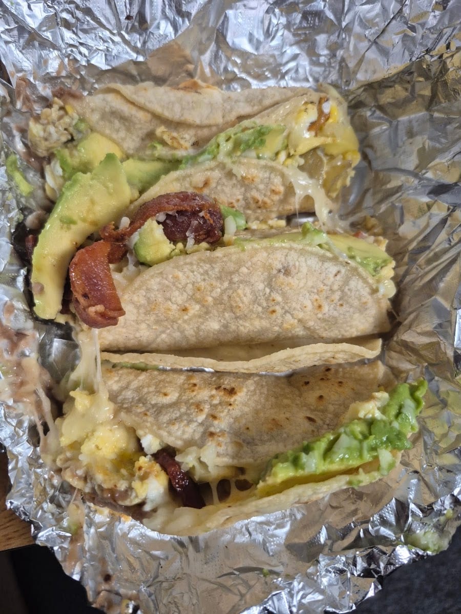 Azteca Taqueria (Food Truck)