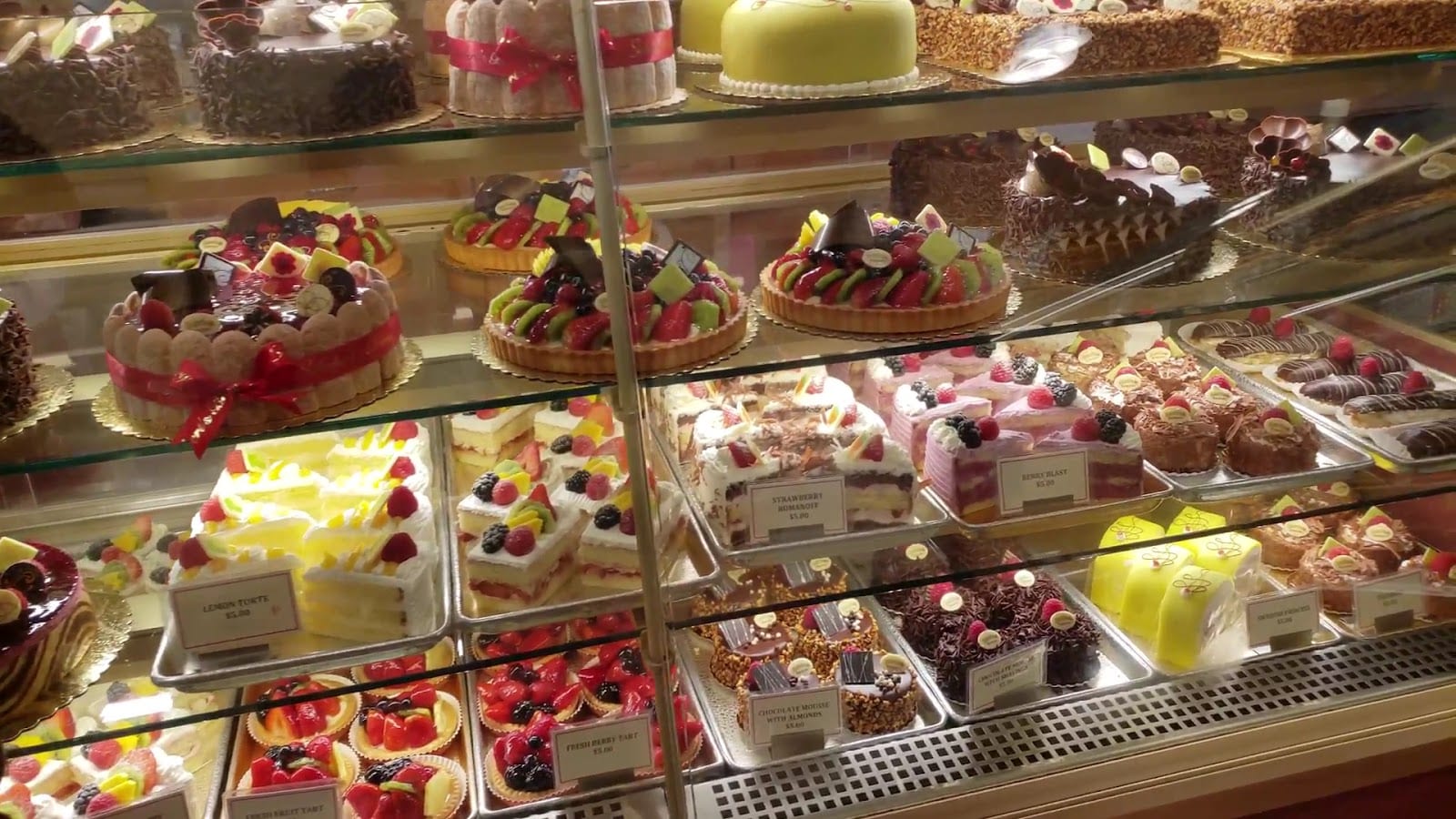 Schubert's Bakery, photo 2