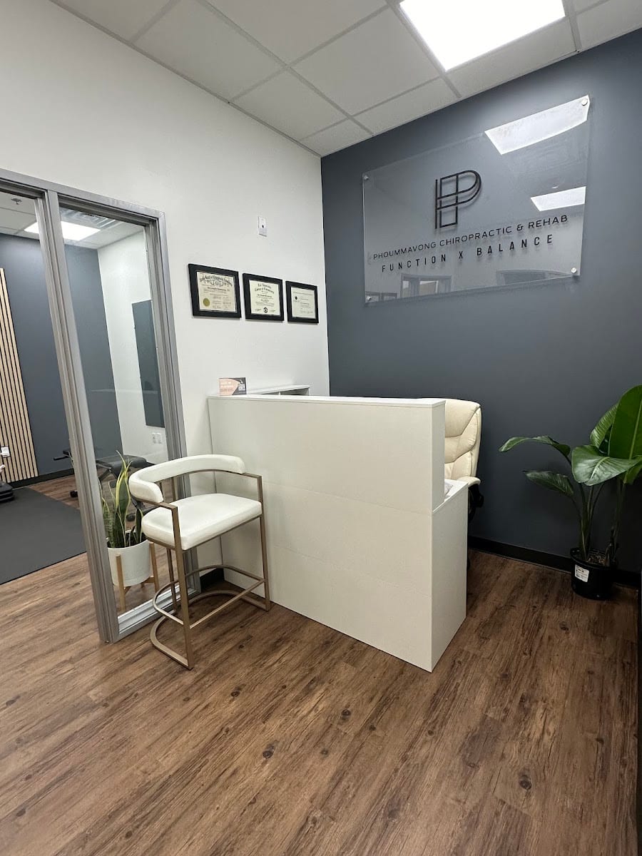 Phoummavong Chiropractic & Rehab, photo 2