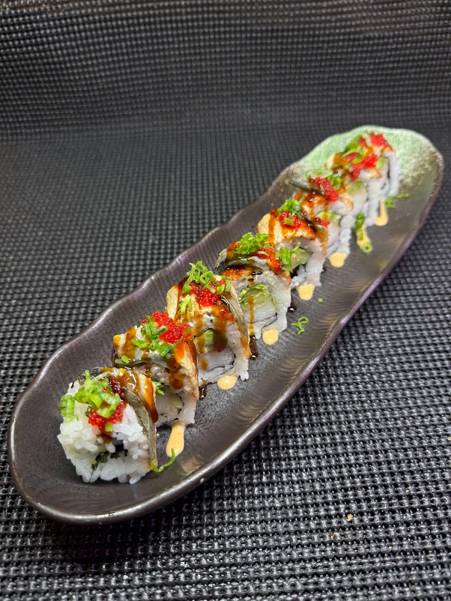 Ma-Kin Thai & Sushi