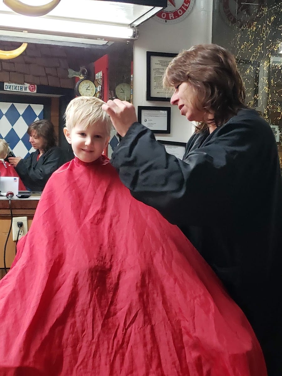 Time Corners Barber Shop, photo 3