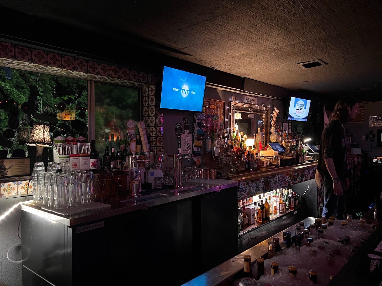 Knuckleheads Sports Bar, photo 2