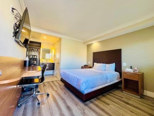 Presidio Parkway Inn