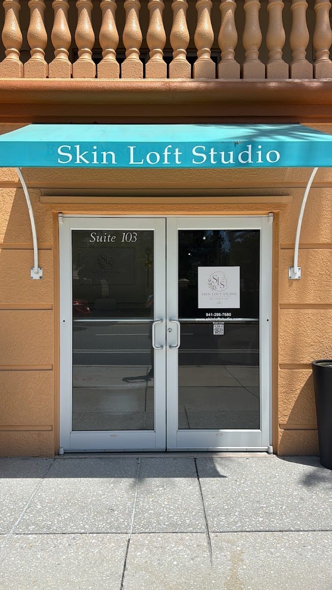 Skin loft studio