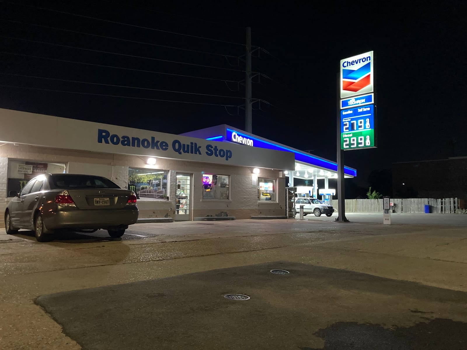 Roanoke Quik Stop, photo 2