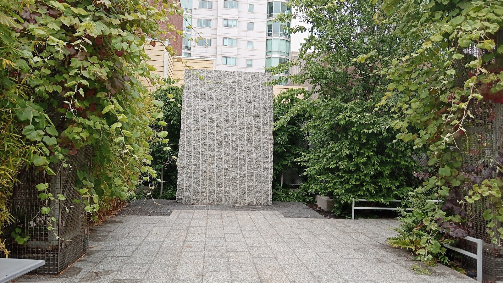 Guy Place Mini Park, photo 2