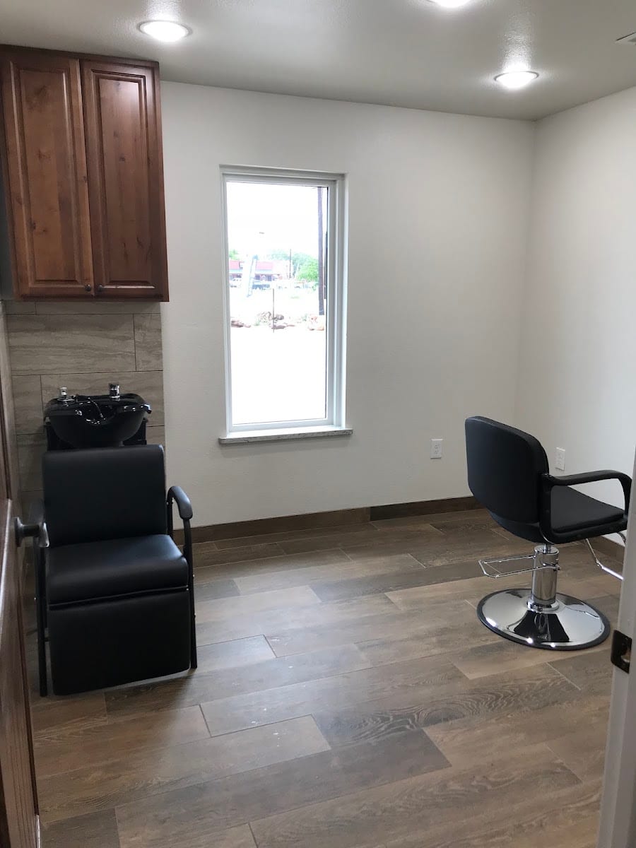 Flourish Salon Suites