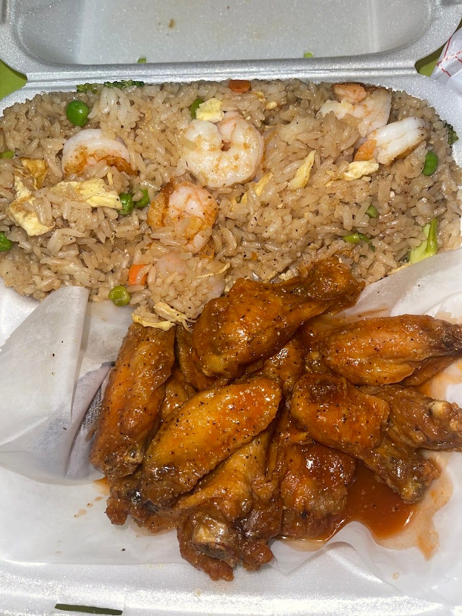 WOW BURGER & SEAFOOD