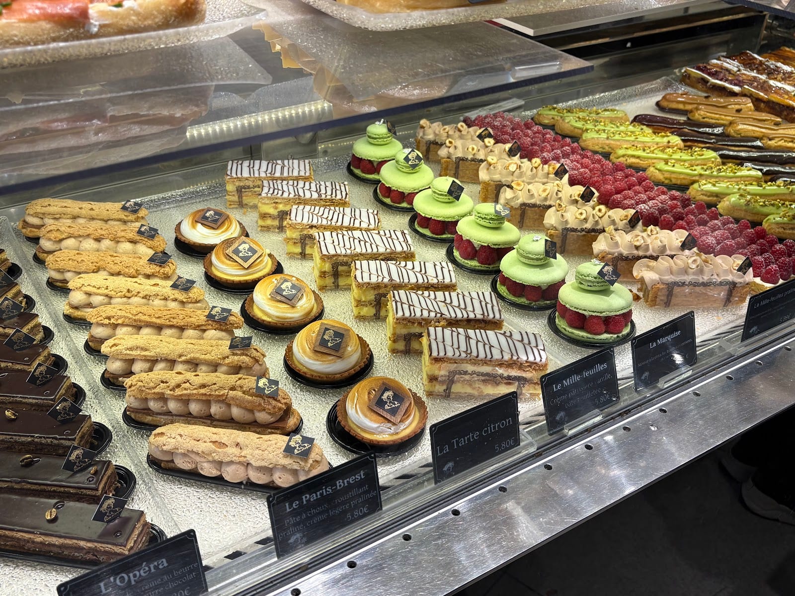 A La Petite Marquise