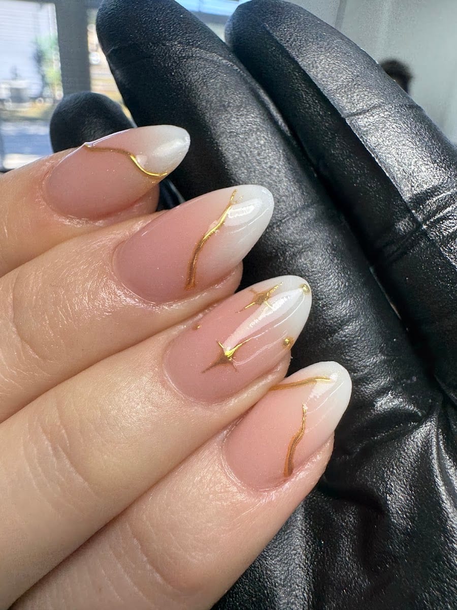 Chely Nails and Beauty Salon
