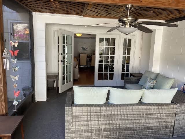 Walk to Bayshore | Pool, Gym & Parking, photo 2