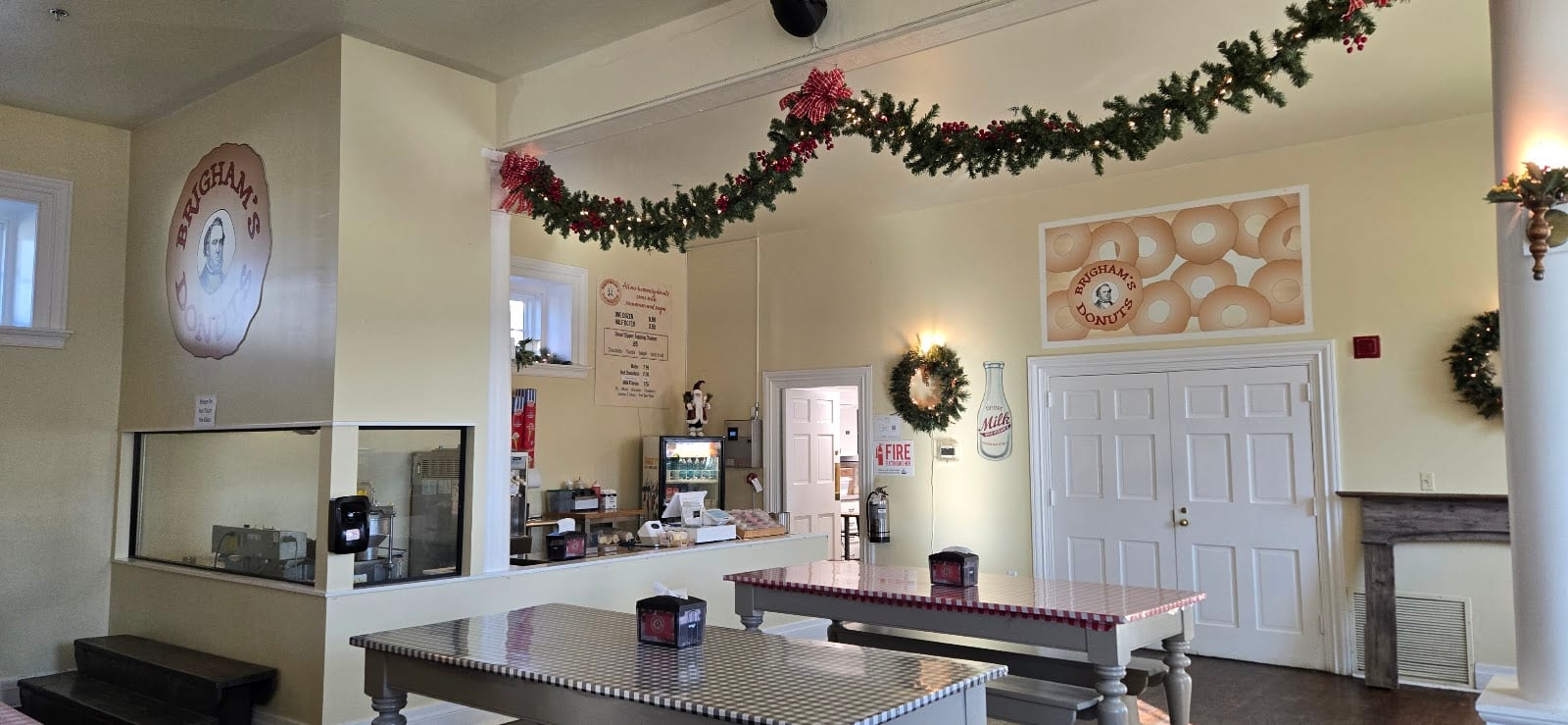 Brigham's Donuts, photo 2