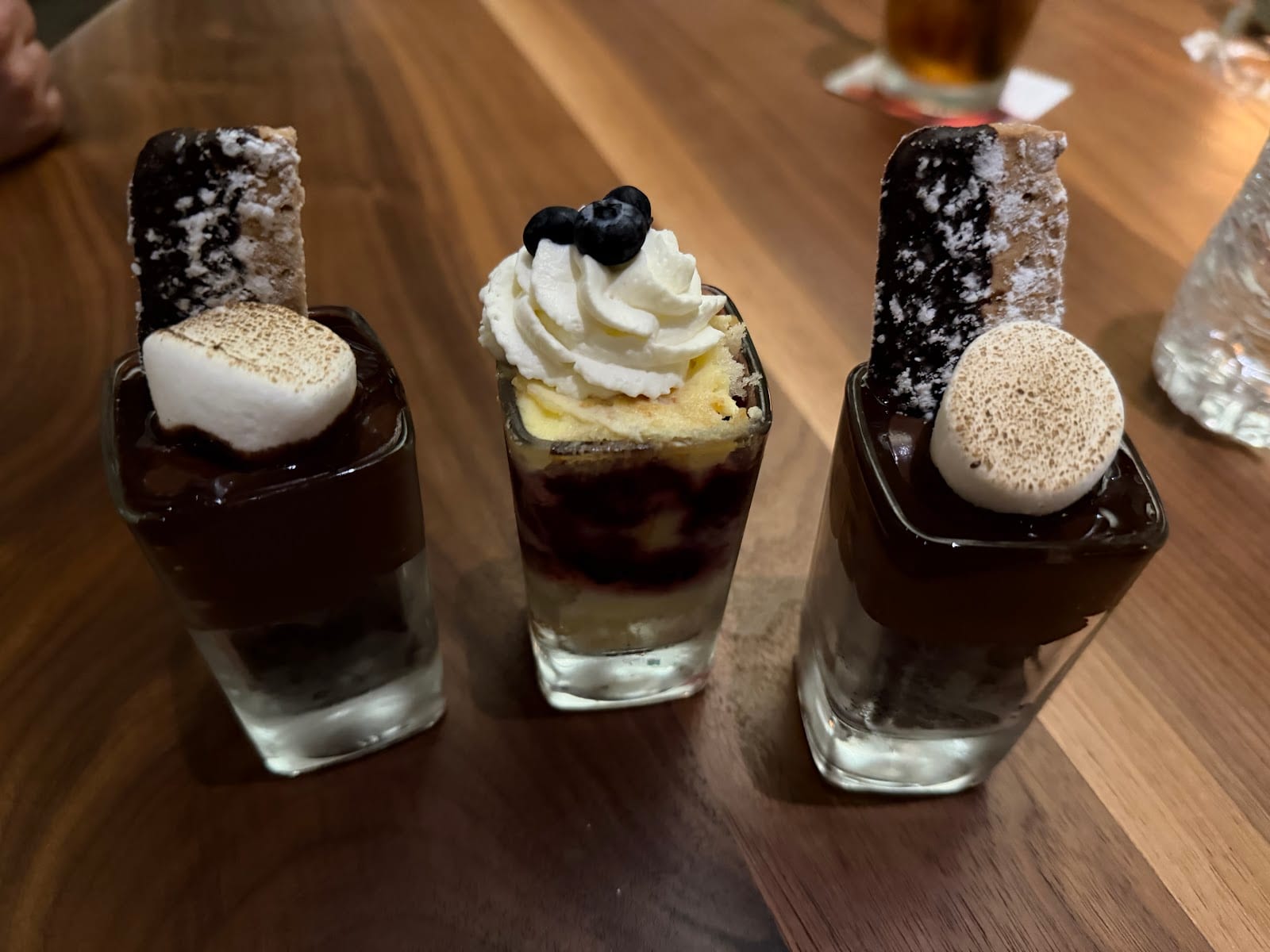 Seasons 52, photo 4