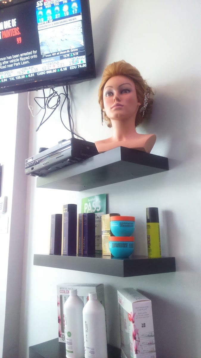 Salon Vadaro
