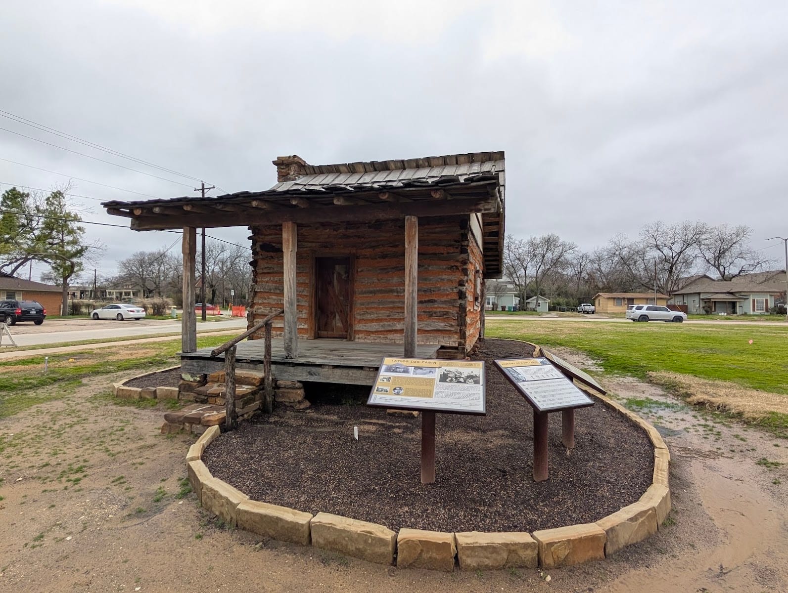 Taylor Log Cabin, photo 3