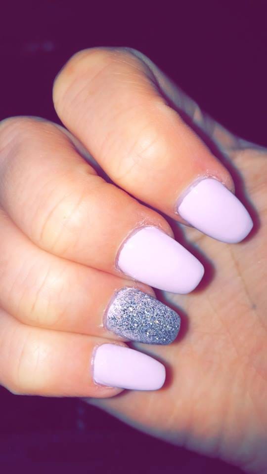 Gold Star Nails