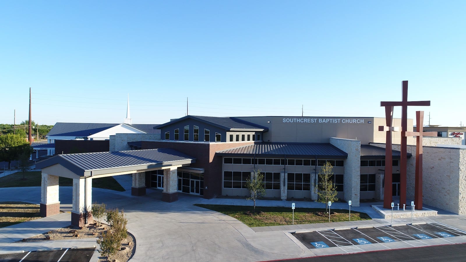 3801 S Loop 289 Gym