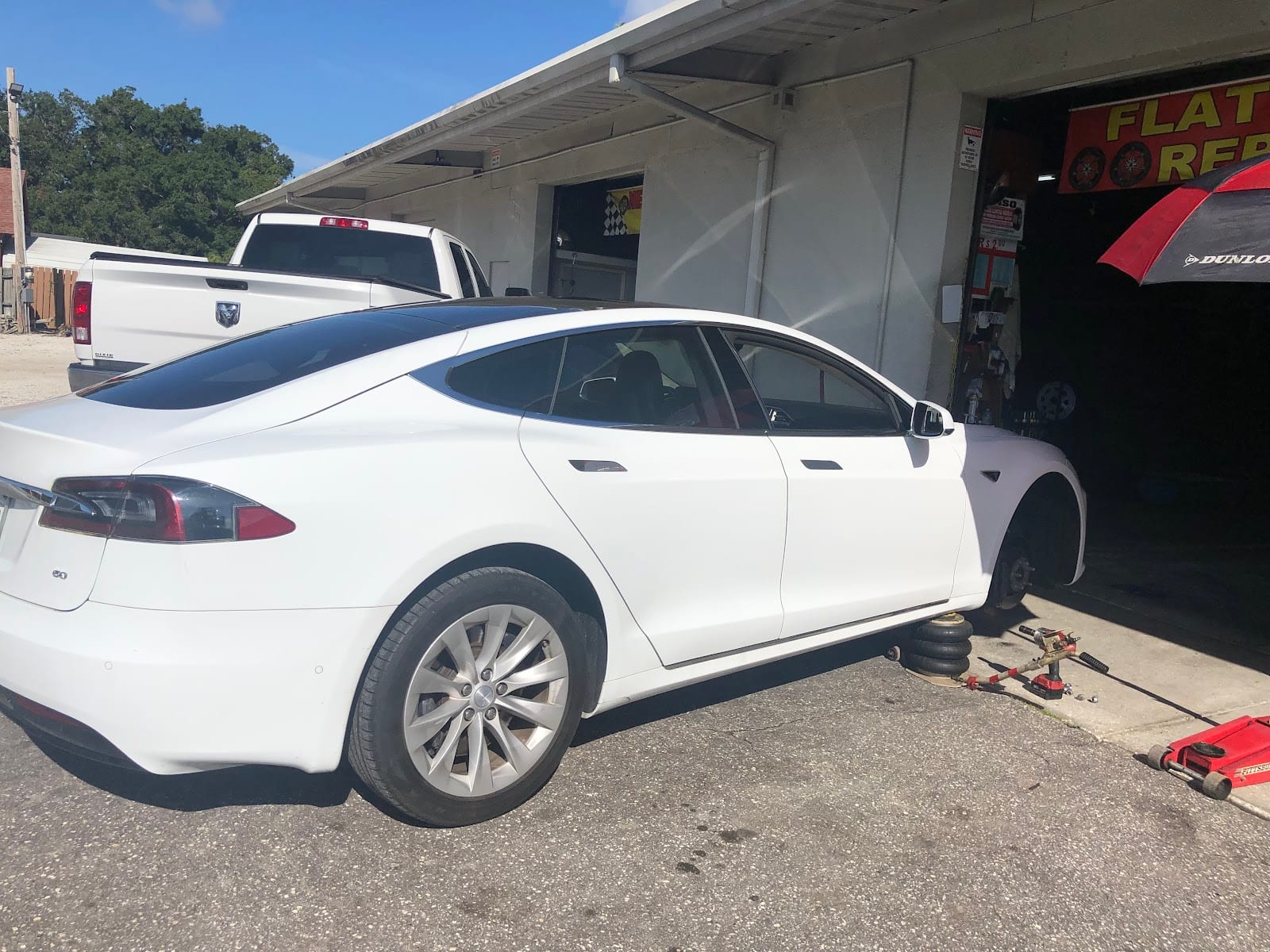 Laurel Tire Shop