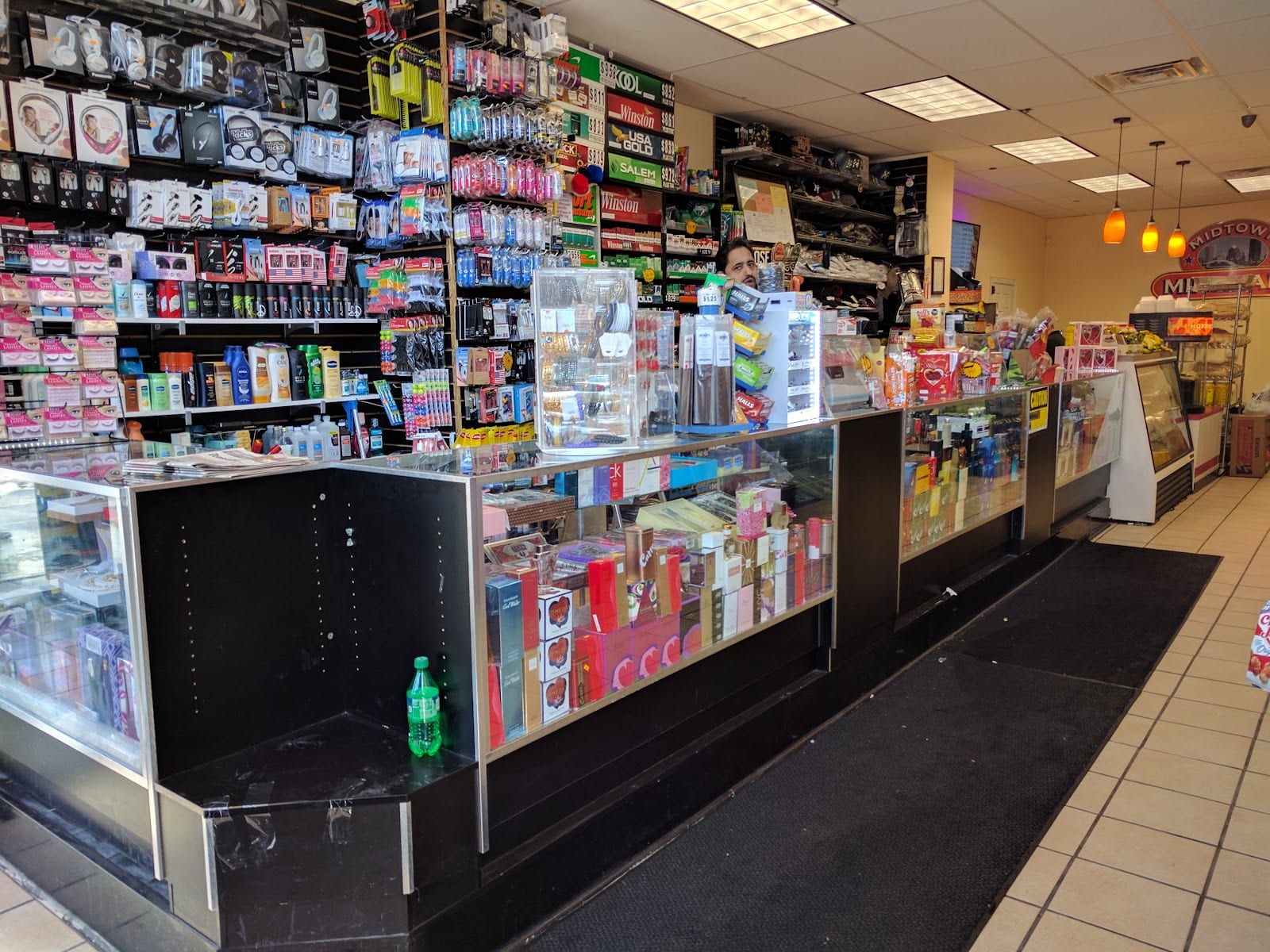 Midtown Mini Mart, photo 2