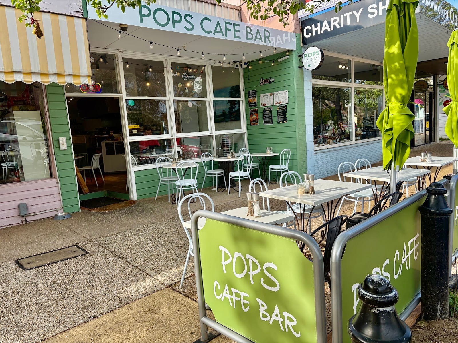 Pops Cafe Bar