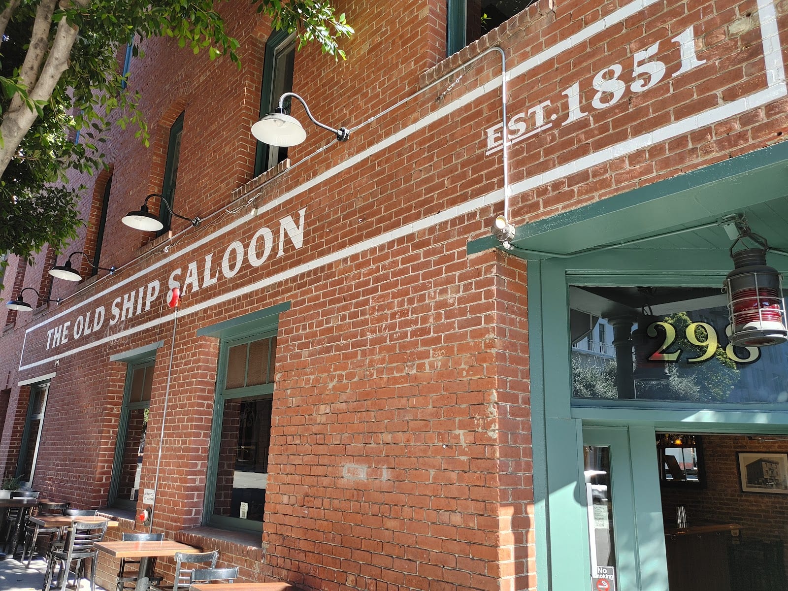 The Old Ship Saloon, photo 2