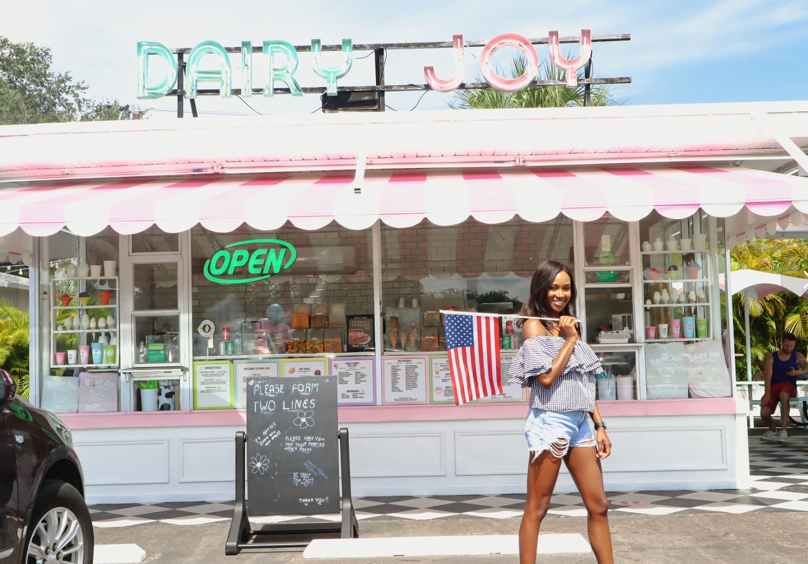 Dairy Joy Drive-Thru Ice Cream, photo 2