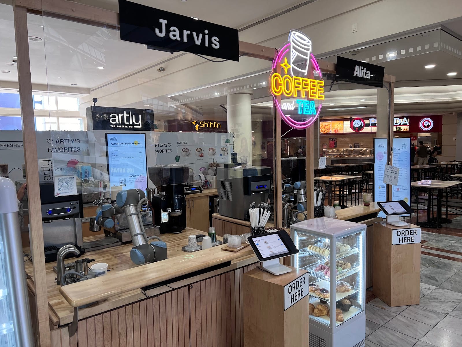 Artly Robot Coffee @ Stonestown Galleria, photo 4