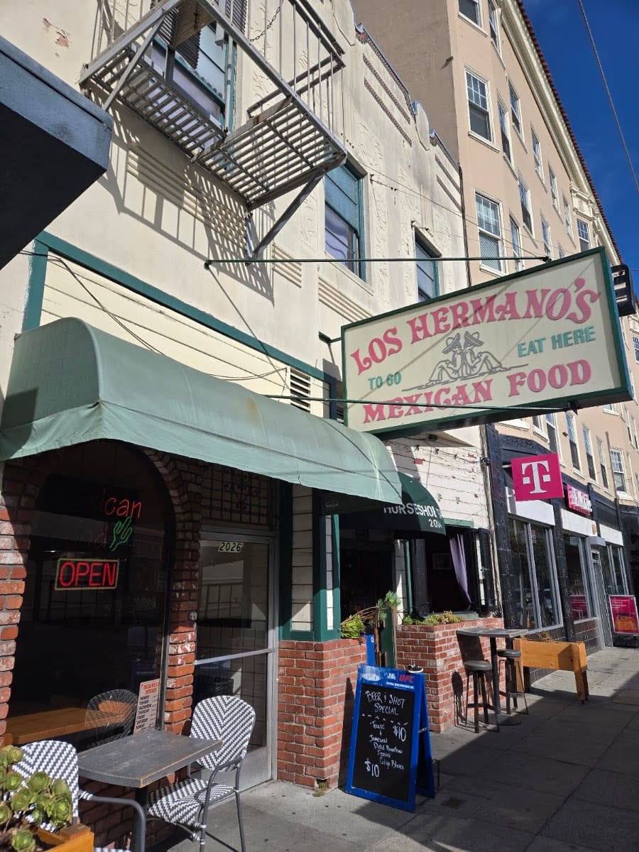 Los Hermanos Mexican Food