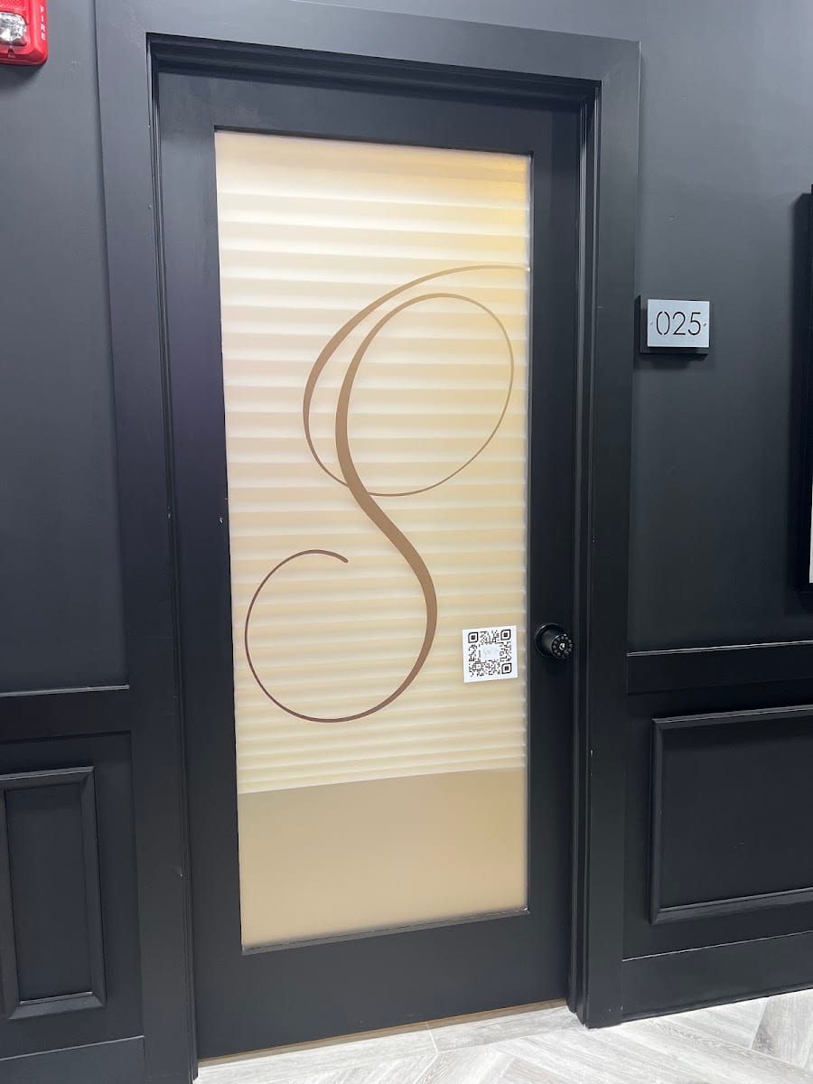 Skerapy Lounge