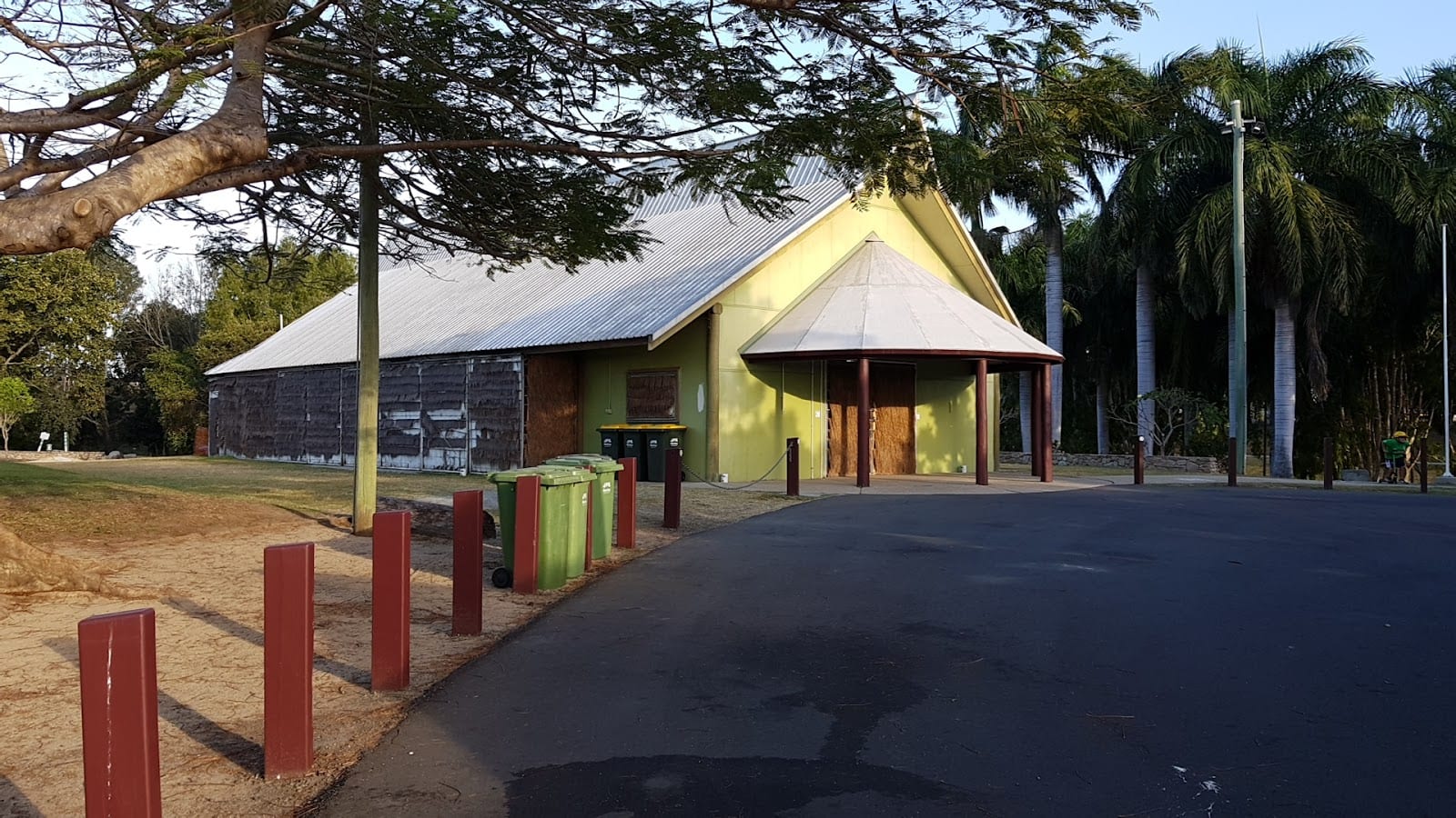 South Sea Islanders Hut