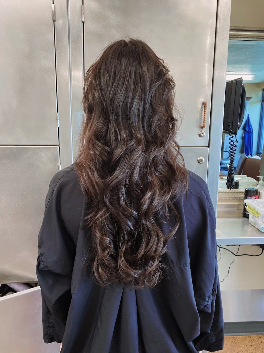 JLoyola Hair Studio ✂, photo 2