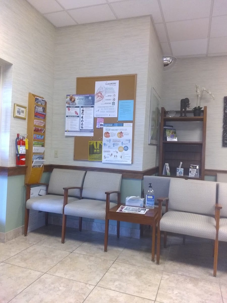 Dr Paul M Popper MD, photo 3