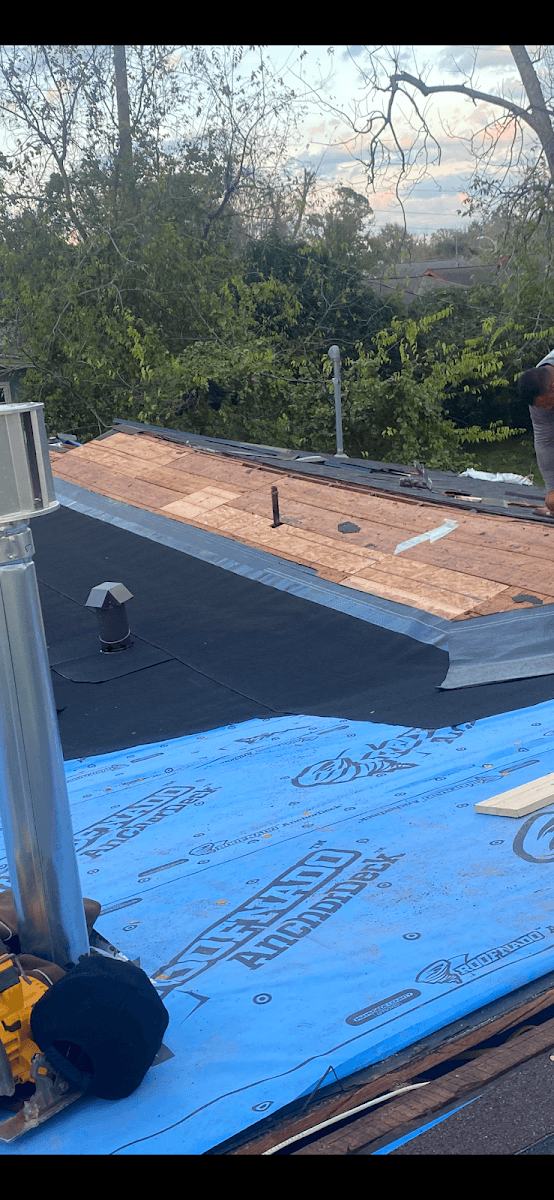 Arnold Roofing and Construction