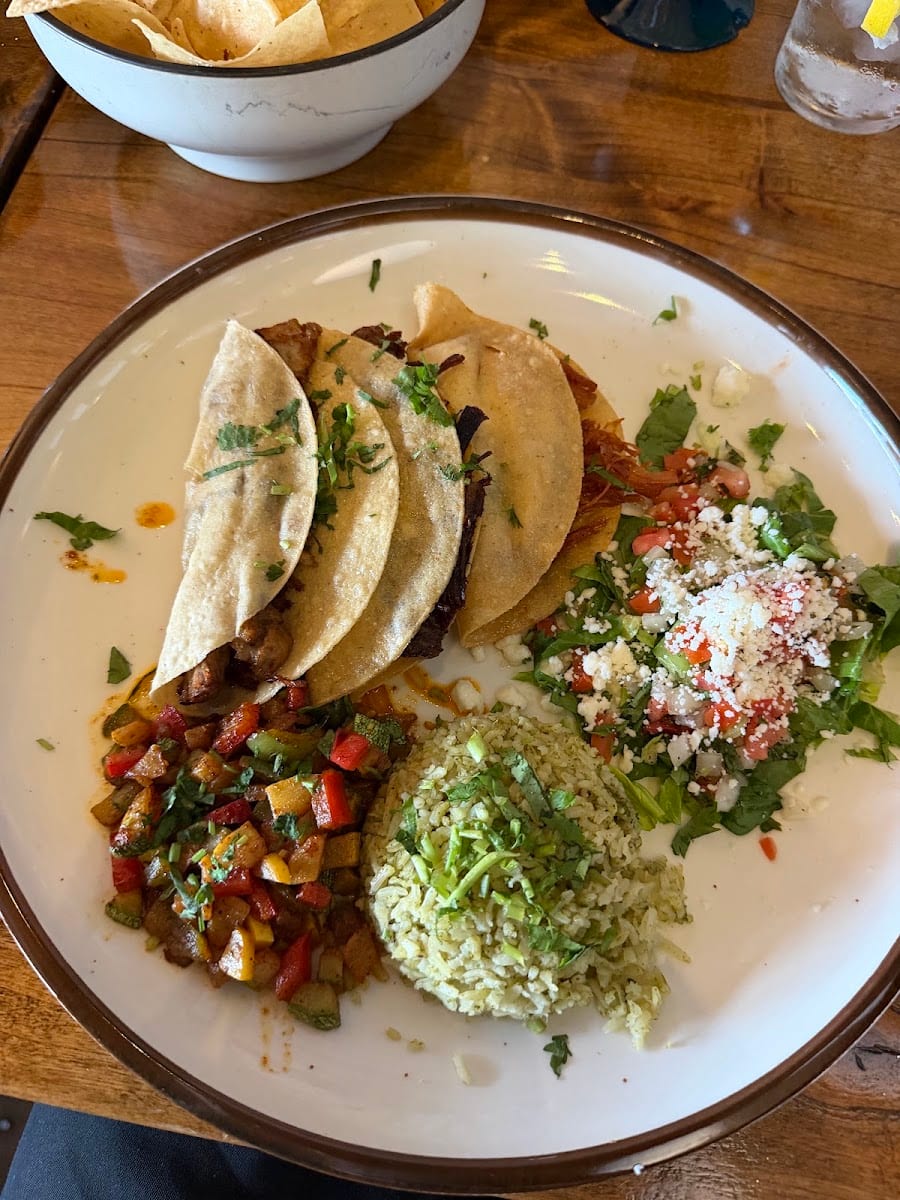 Chela's Latin Cuisine, photo 3