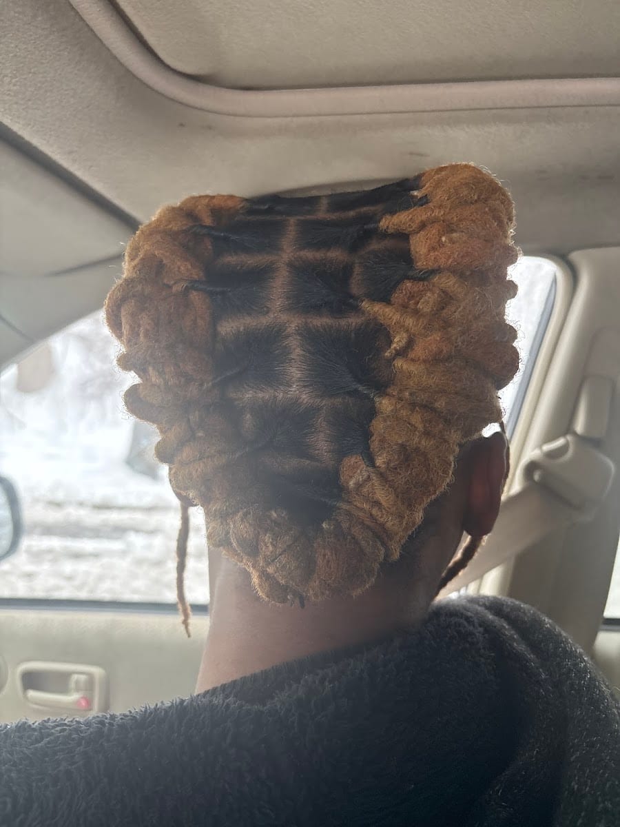 Thee Kee 2ur locs, photo 3